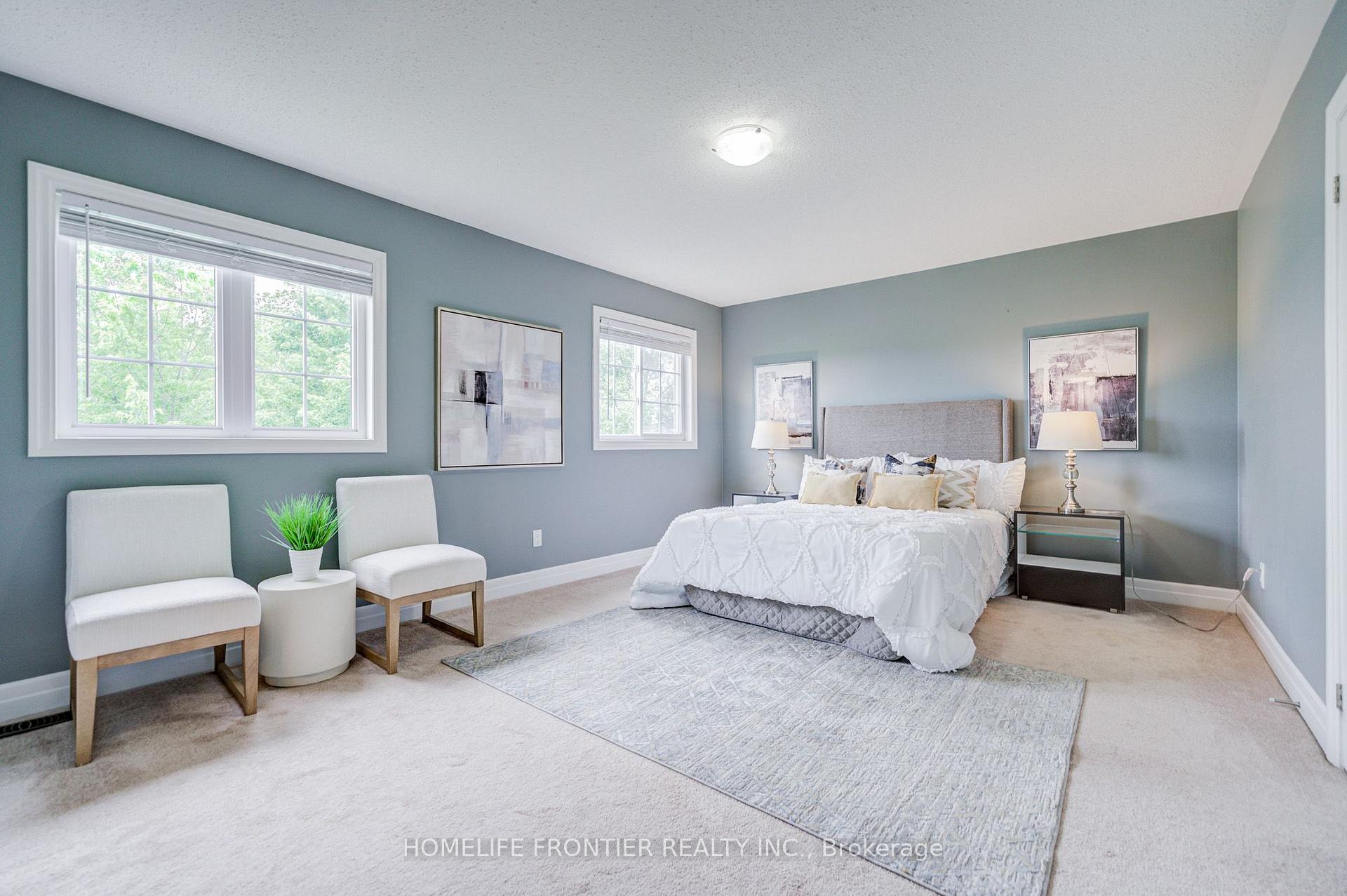 Photo 13 of 48 Robert Wilson Crescent, Georgina, Keswick South — HOMEH
