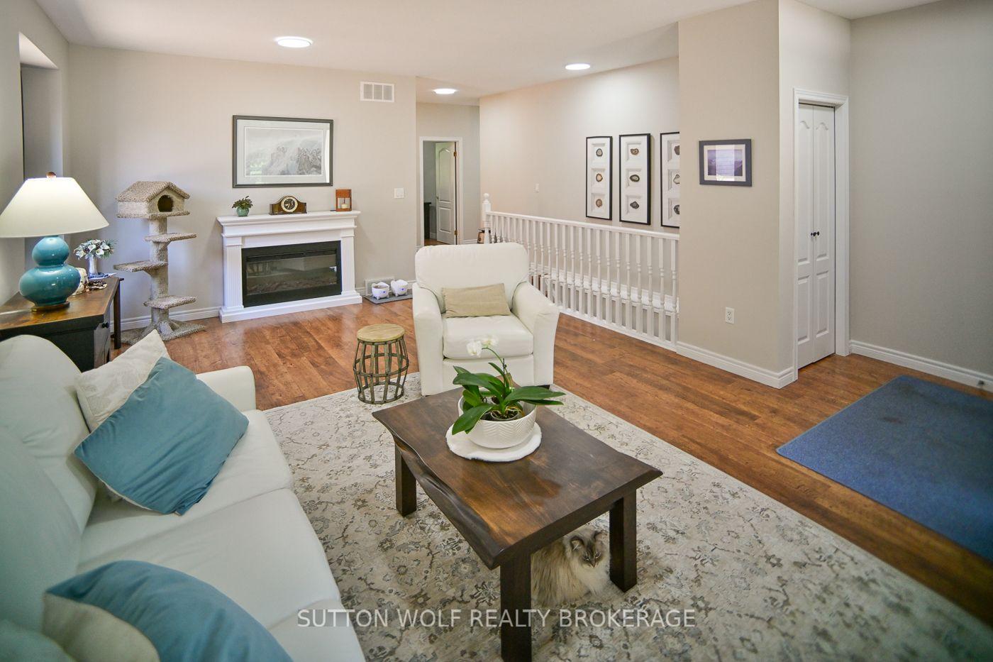 Photo 12 of 95 Middlesex Drive, Strathroy-Caradoc, NE — HOMEH