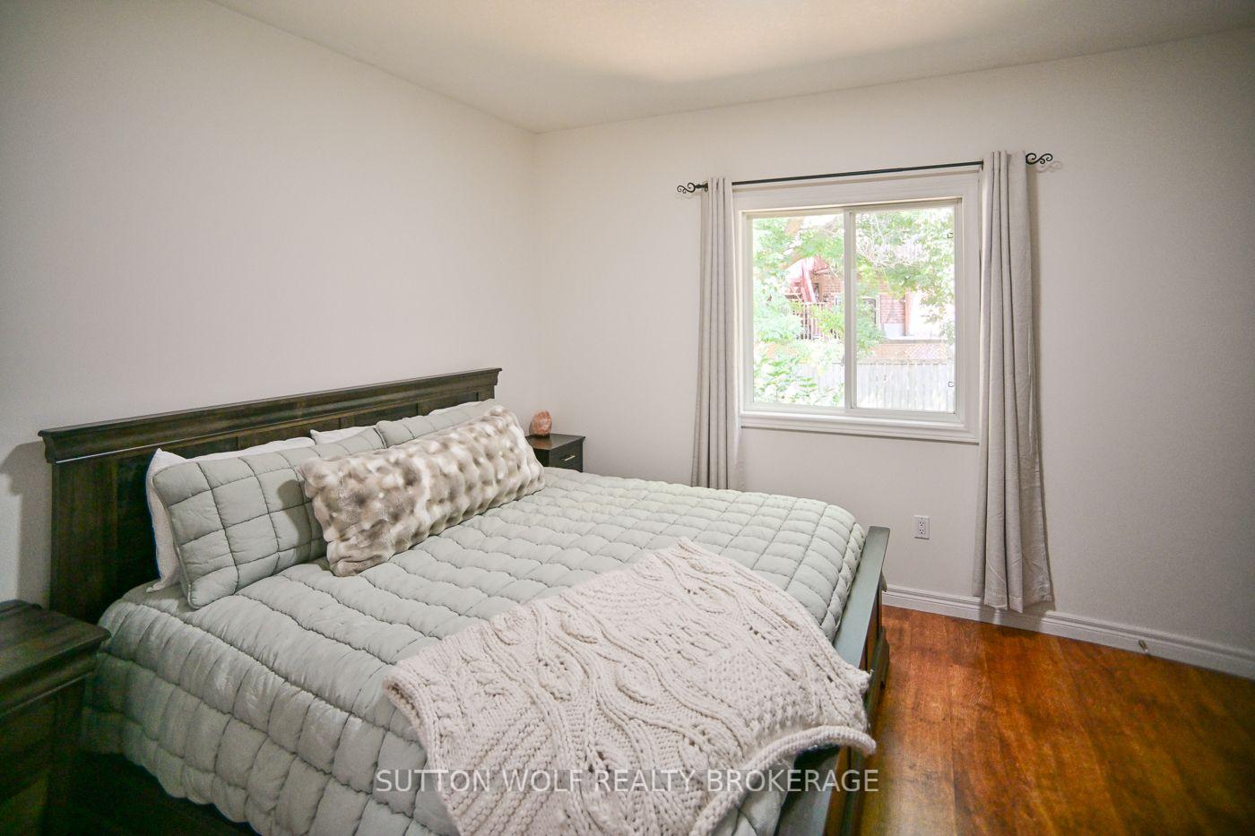 Photo 24 of 95 Middlesex Drive, Strathroy-Caradoc, NE — HOMEH