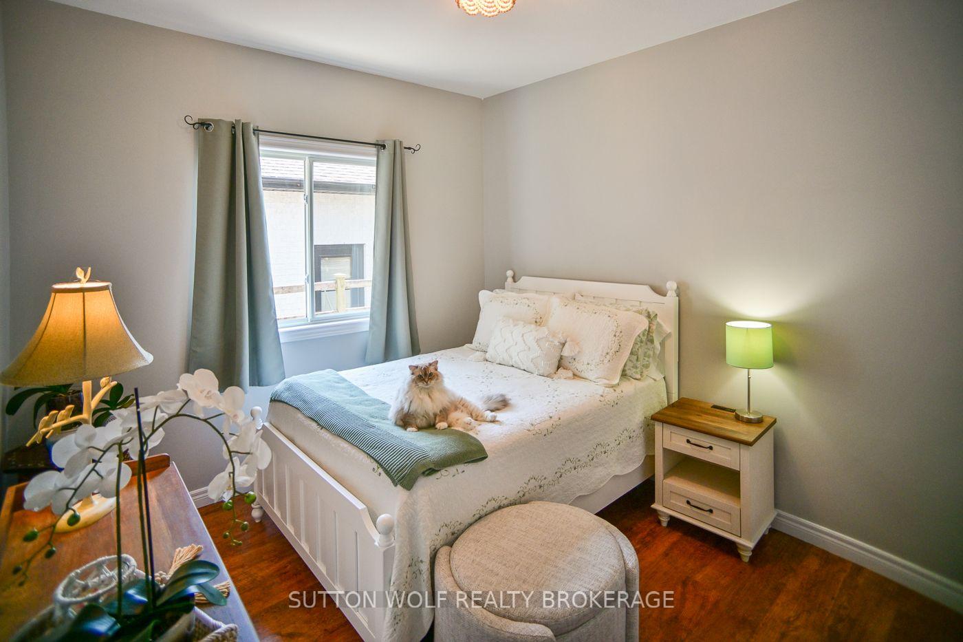 Photo 25 of 95 Middlesex Drive, Strathroy-Caradoc, NE — HOMEH