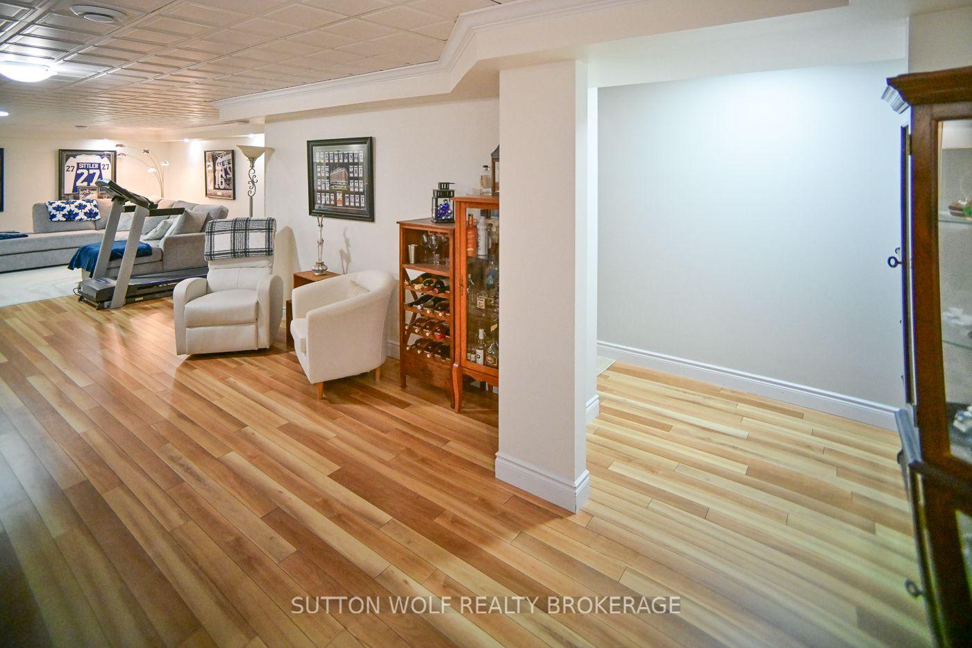 Photo 40 of 95 Middlesex Drive, Strathroy-Caradoc, NE — HOMEH