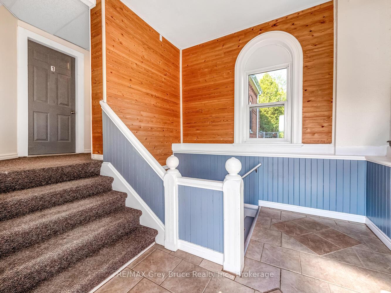Photo 4 of 596688 10 Concession, Chatsworth — HOMEH