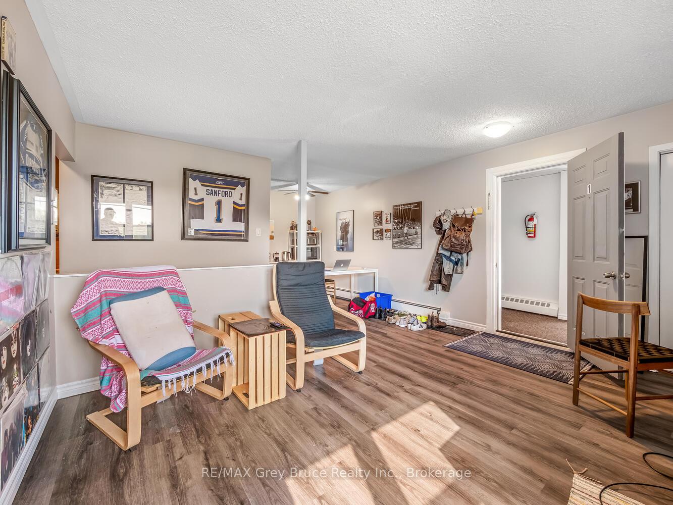 Photo 5 of 596688 10 Concession, Chatsworth — HOMEH