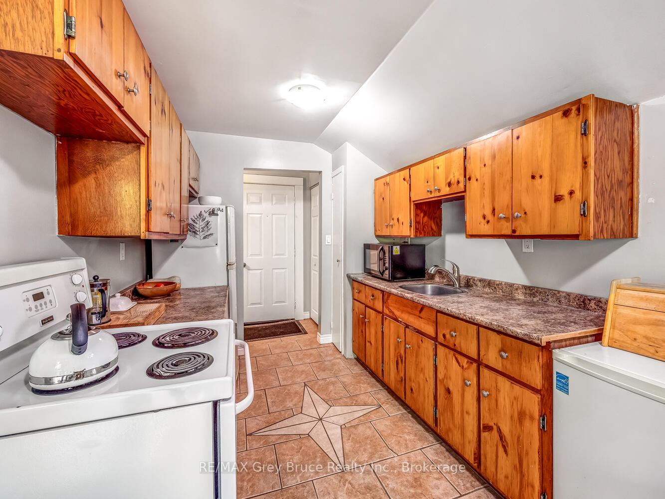 Photo 16 of 596688 10 Concession, Chatsworth — HOMEH