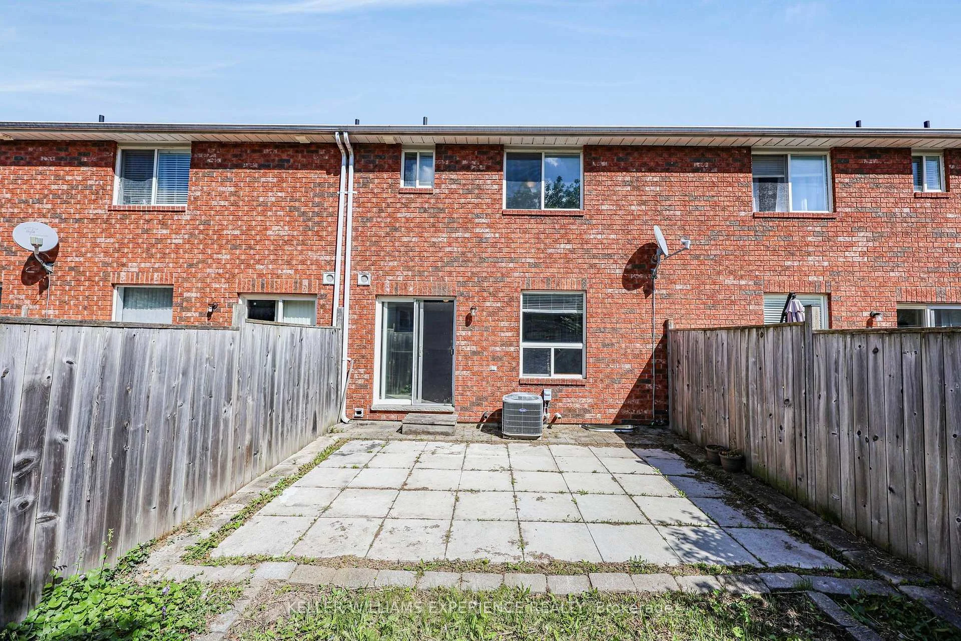 Photo 43 of 201 Stanley Street, Barrie, East Bayfield — HOMEH