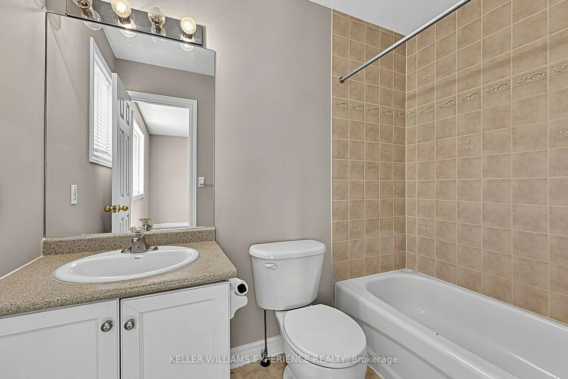 Photo 34 of 201 Stanley Street, Barrie, East Bayfield — HOMEH