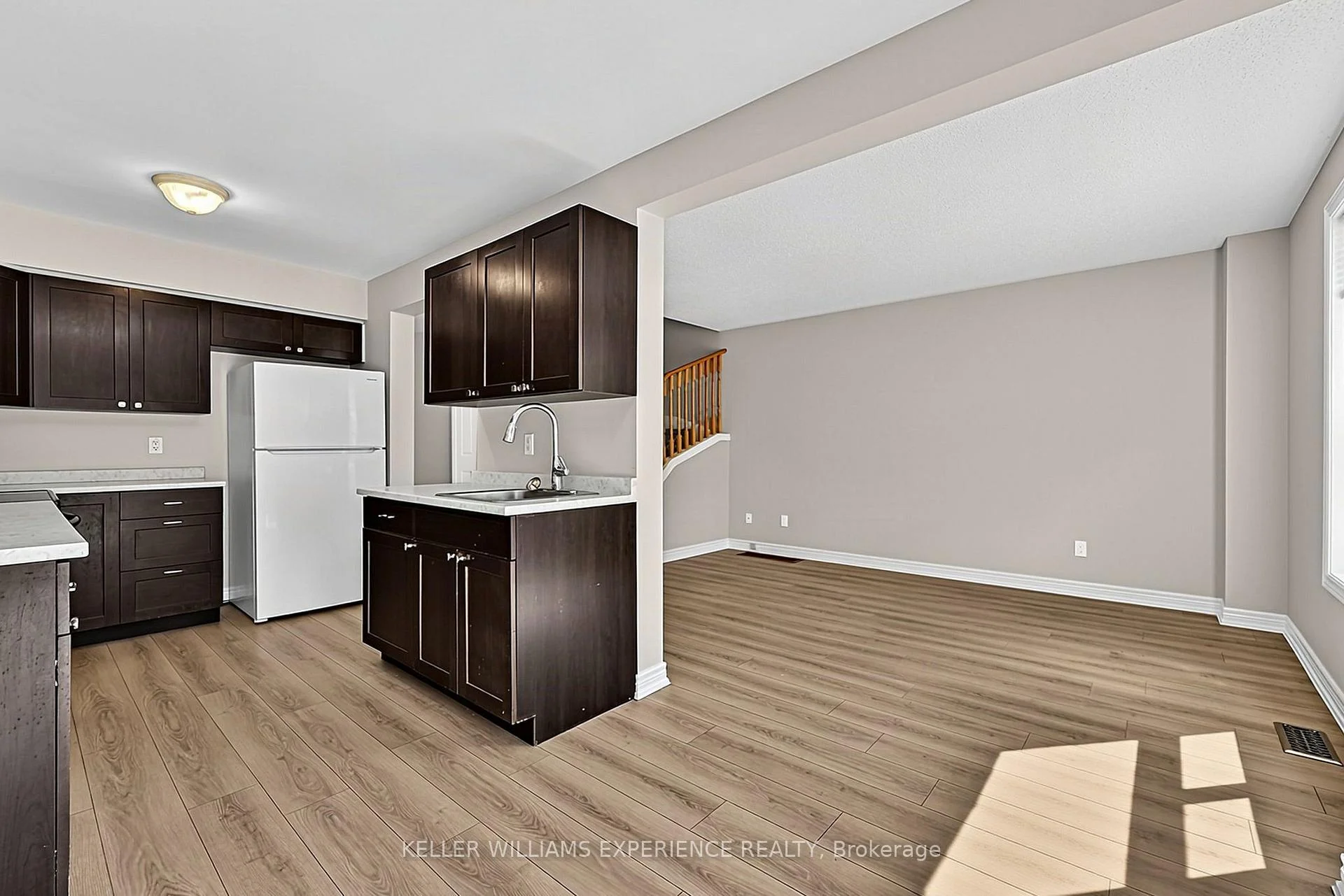 Photo 21 of 201 Stanley Street, Barrie, East Bayfield — HOMEH