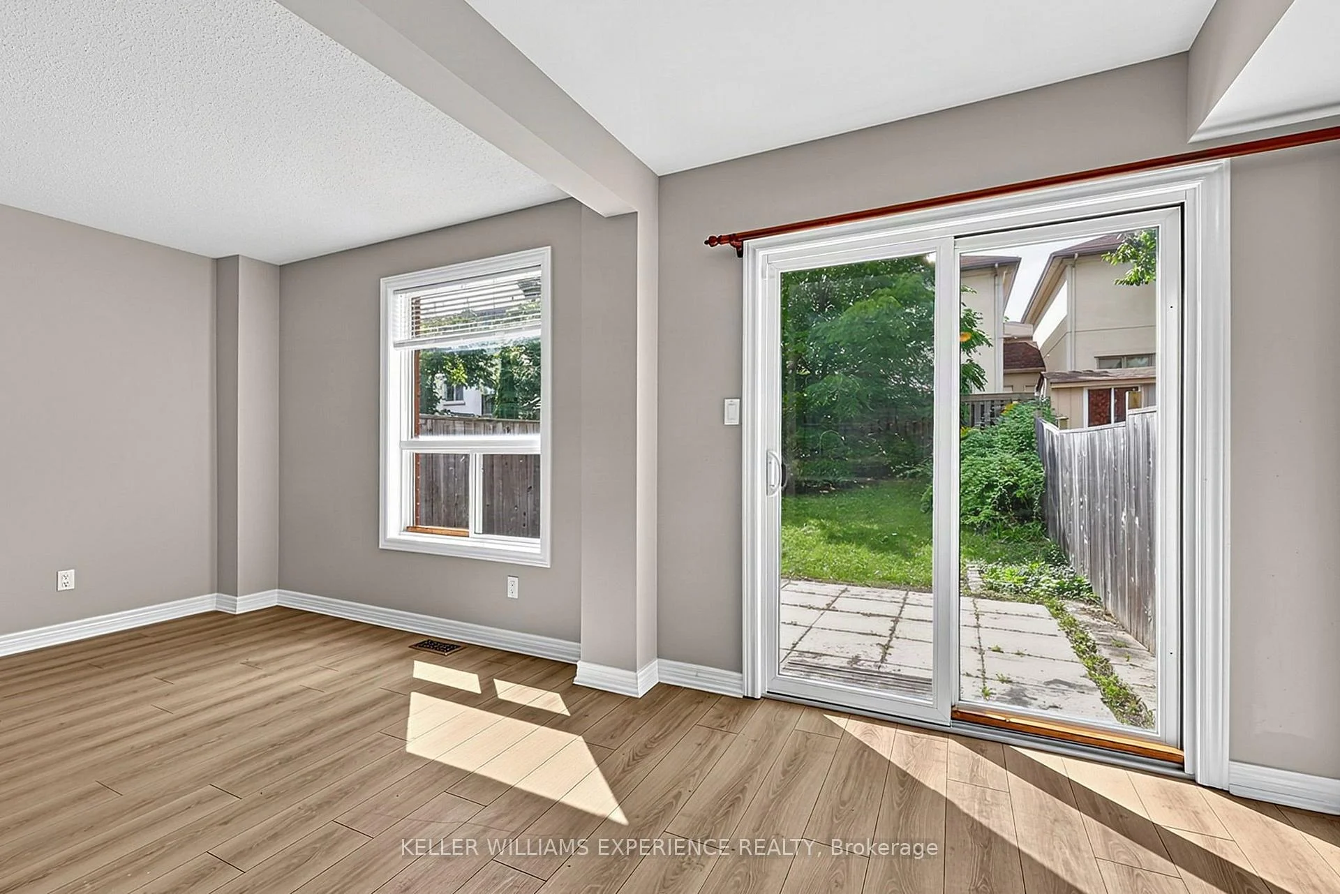 Photo 24 of 201 Stanley Street, Barrie, East Bayfield — HOMEH