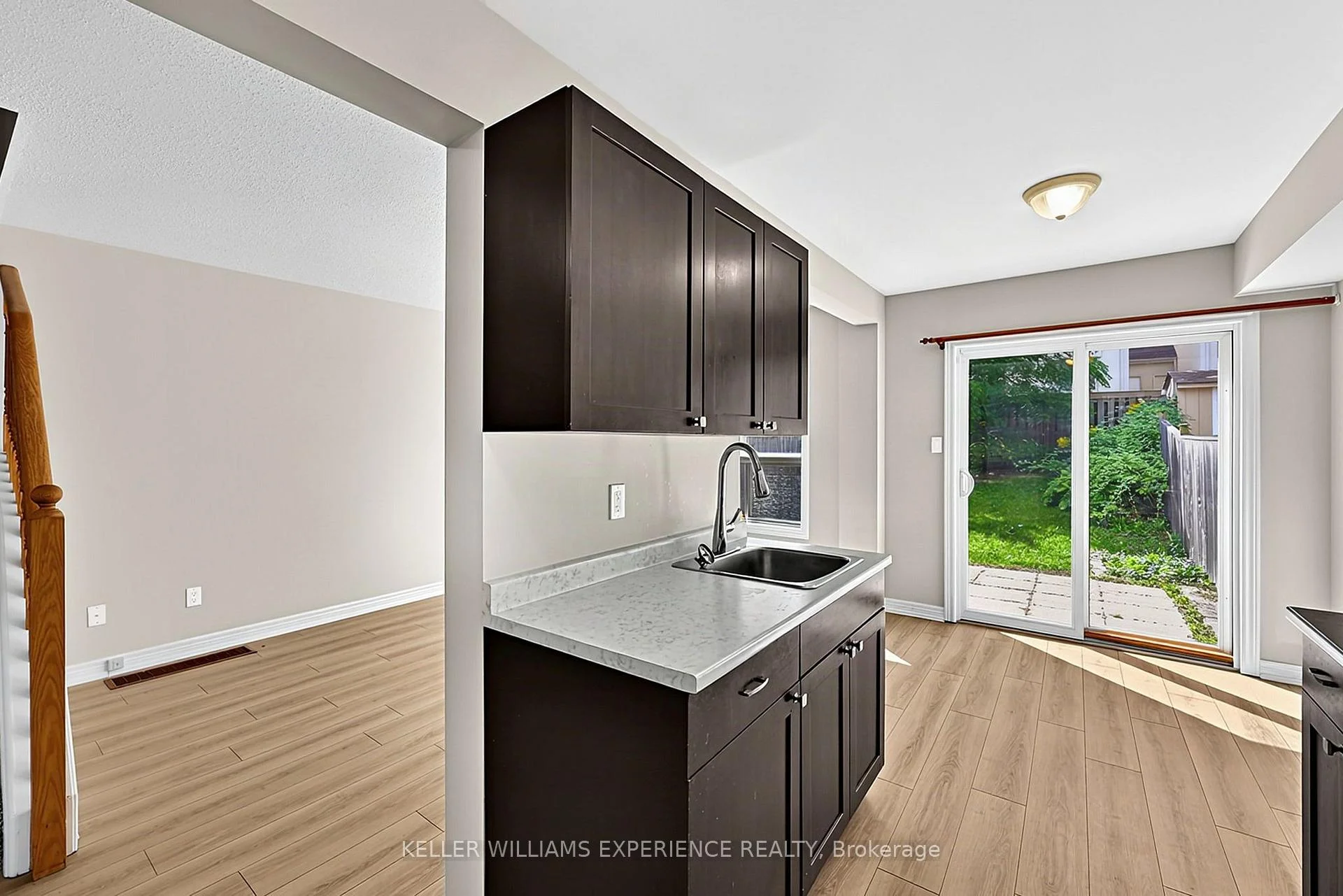 Photo 22 of 201 Stanley Street, Barrie, East Bayfield — HOMEH