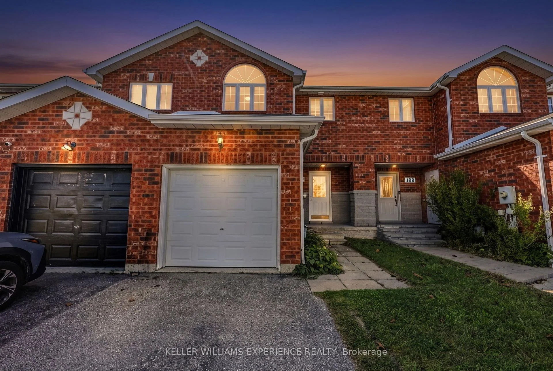Photo 39 of 201 Stanley Street, Barrie, East Bayfield — HOMEH