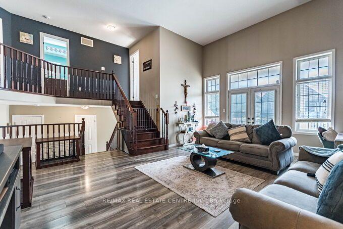 Photo 23 of 84 Lambert Crescent, Brantford, Empire — HOMEH