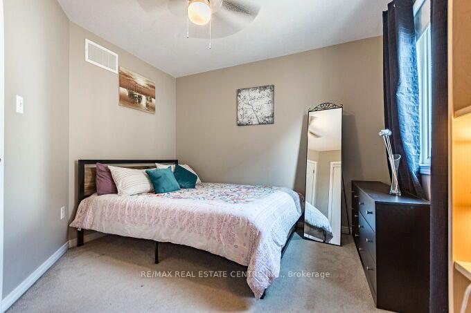 Photo 33 of 84 Lambert Crescent, Brantford, Empire — HOMEH