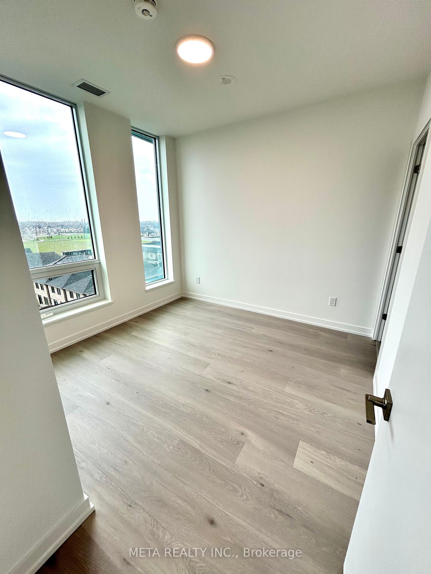 Photo 8 of Unit 605, 2501 Saw Whet Boulevard, Oakville, Glen Abbey — HOMEH