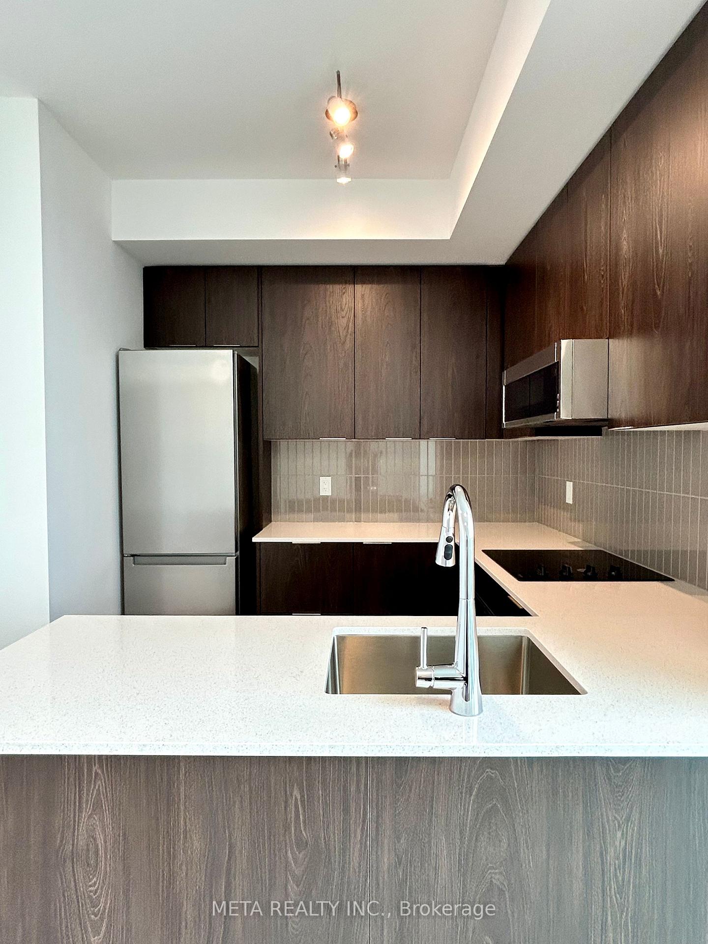 Photo 18 of Unit 605, 2501 Saw Whet Boulevard, Oakville, Glen Abbey — HOMEH