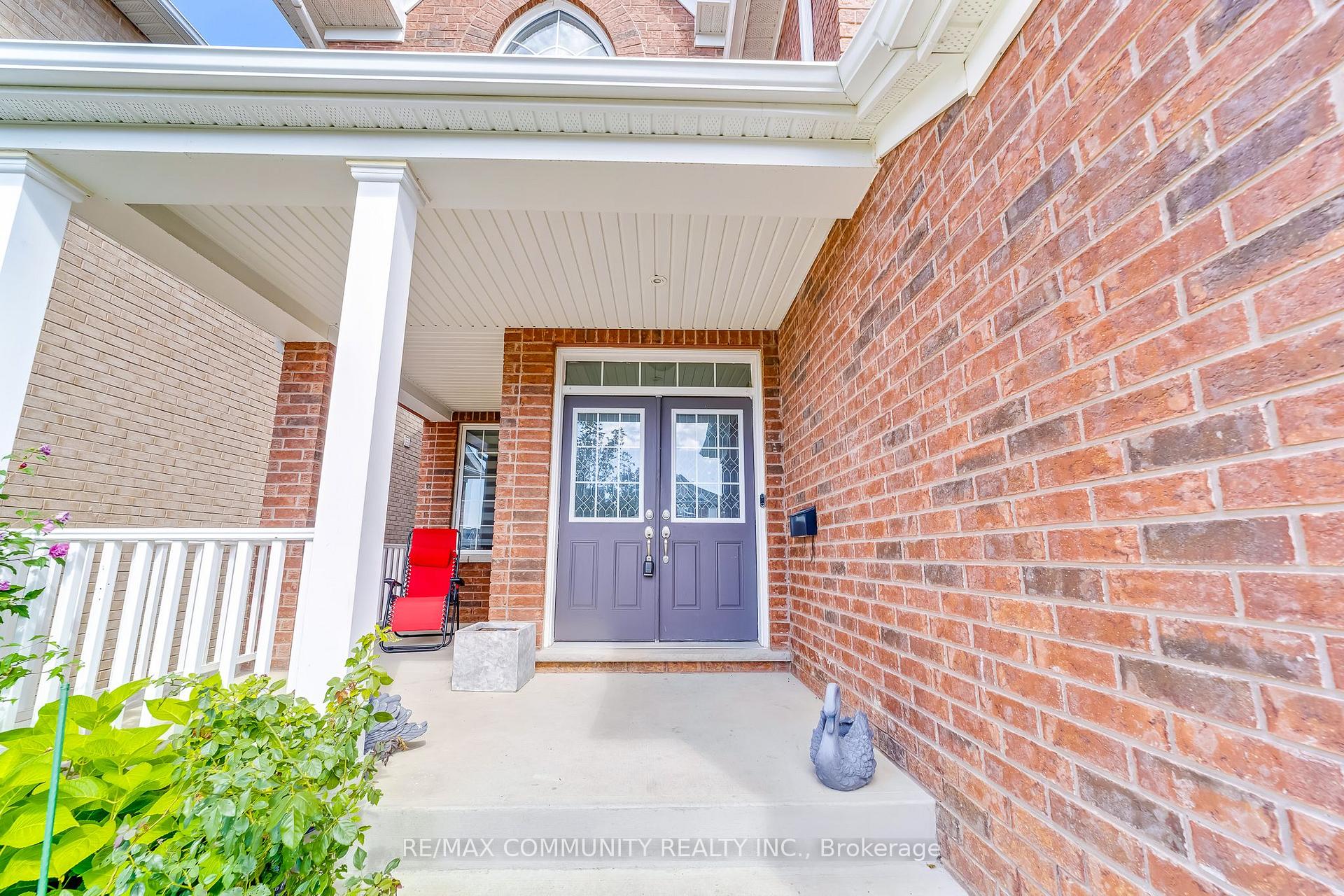 Photo 4 of 1169 Greenhill Avenue, Oshawa, Taunton — HOMEH