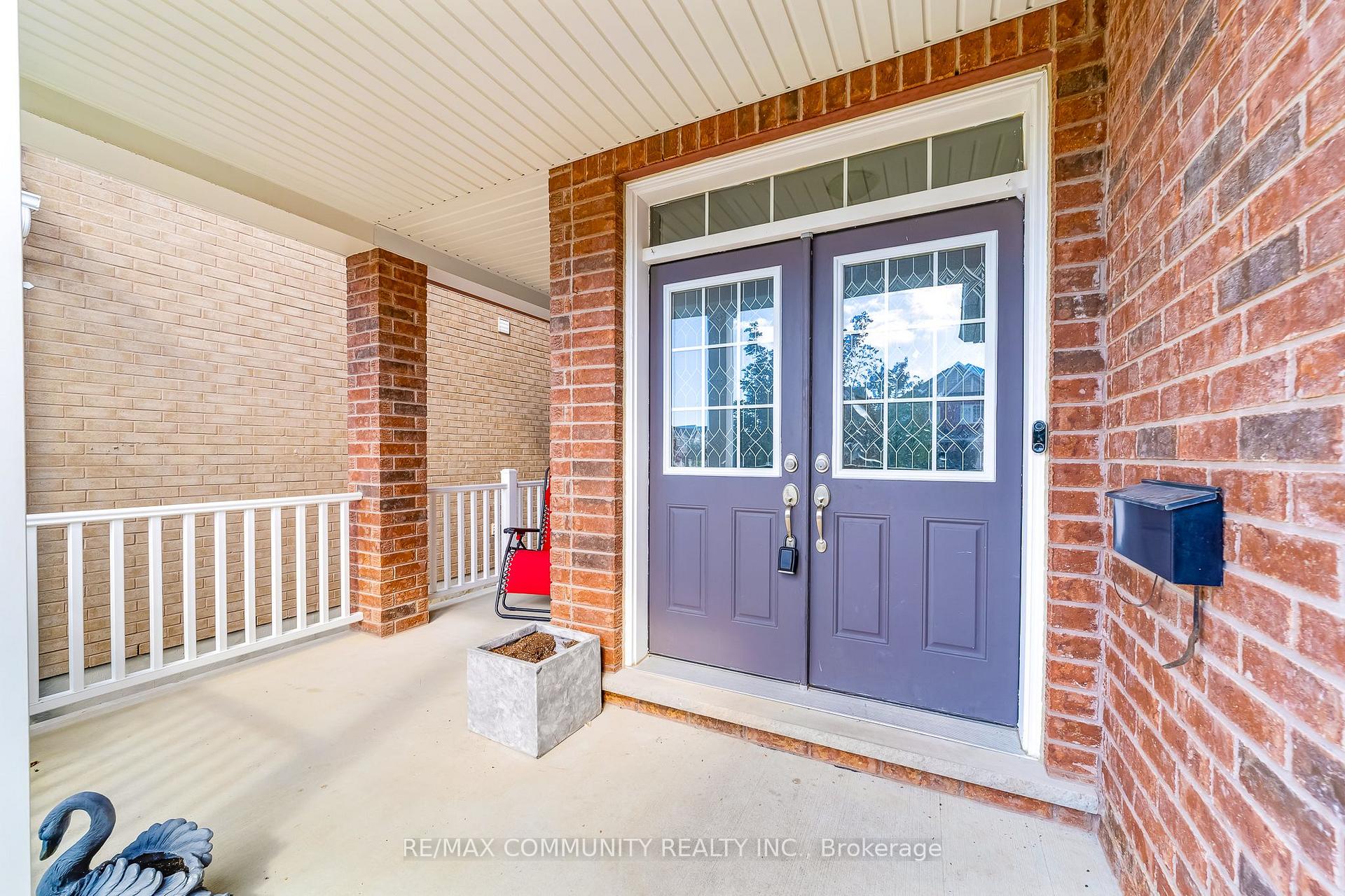 Photo 5 of 1169 Greenhill Avenue, Oshawa, Taunton — HOMEH