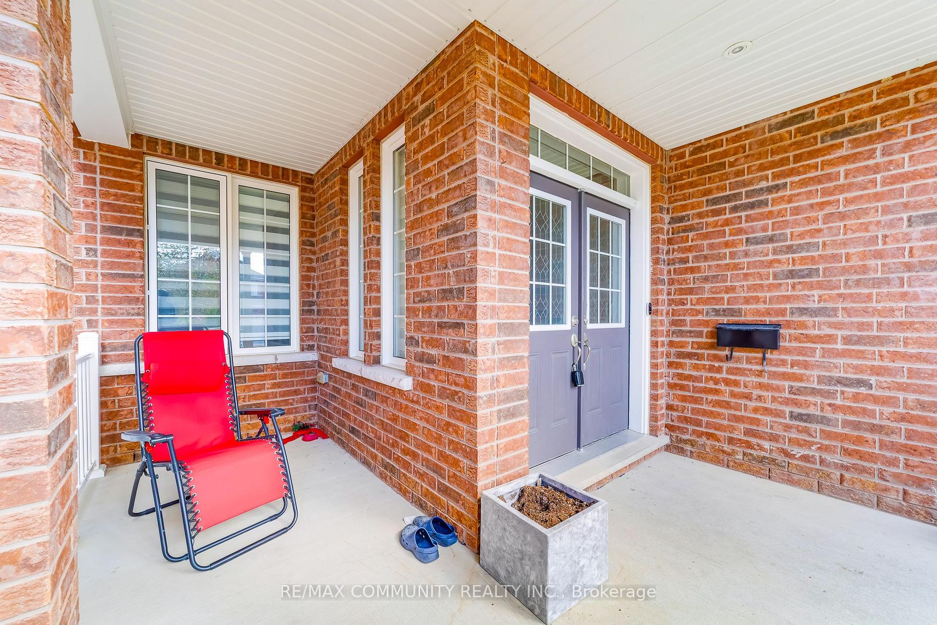 Photo 6 of 1169 Greenhill Avenue, Oshawa, Taunton — HOMEH