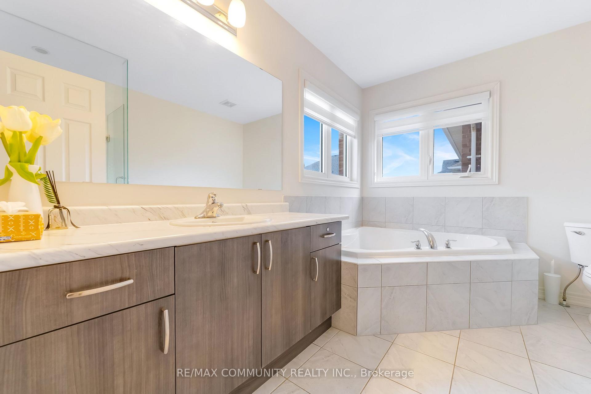 Photo 23 of 1169 Greenhill Avenue, Oshawa, Taunton — HOMEH