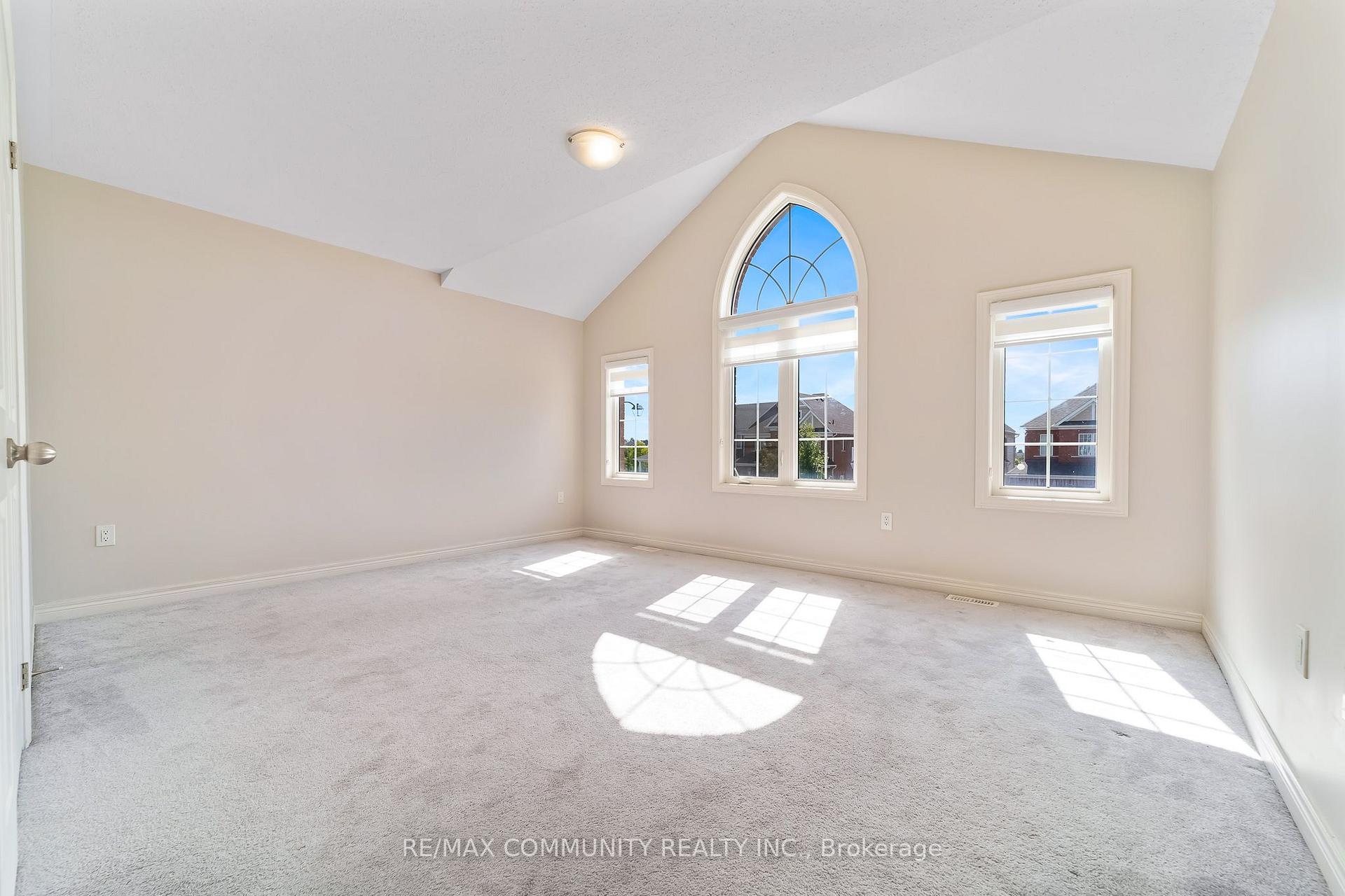 Photo 29 of 1169 Greenhill Avenue, Oshawa, Taunton — HOMEH