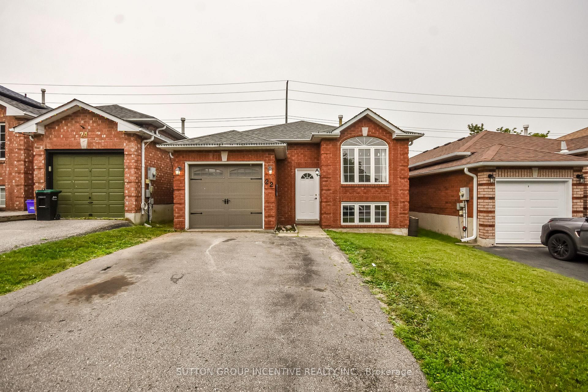 Photo 1 of 22 Peregrine Road, Barrie, Little Lake — HOMEH