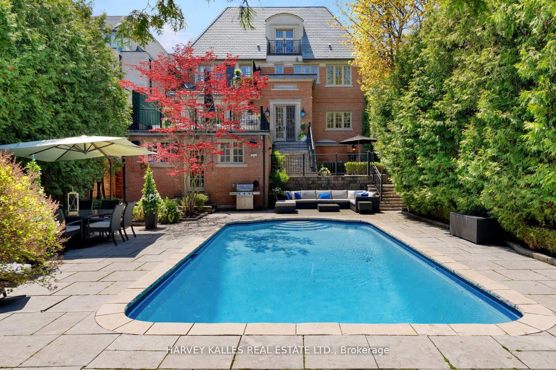 Photo 23 of 215 Dunvegan Road, Toronto, Forest Hill South — HOMEH