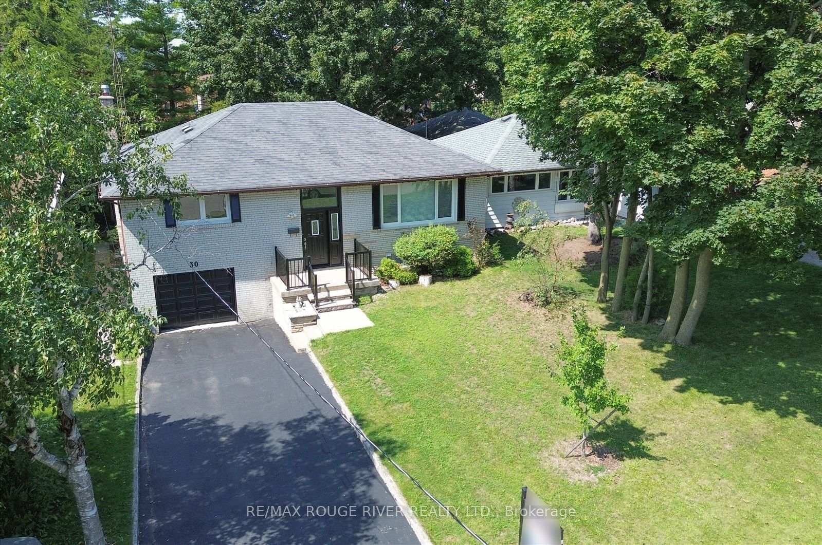 Photo of 30 Scarboro Avenue