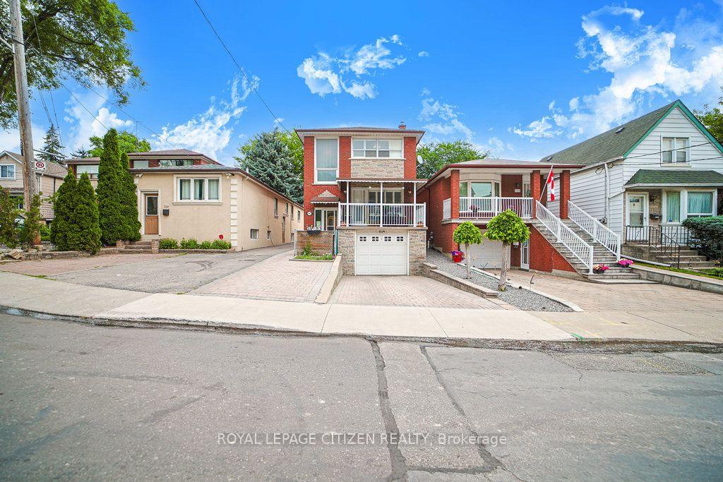 Photo 2 of 347 Harvie Avenue, Toronto, Caledonia-Fairbank — HOMEH
