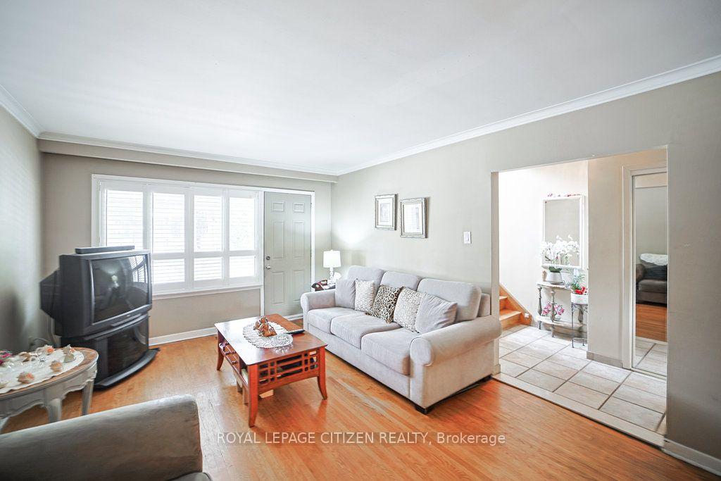 Photo 22 of 347 Harvie Avenue, Toronto, Caledonia-Fairbank — HOMEH