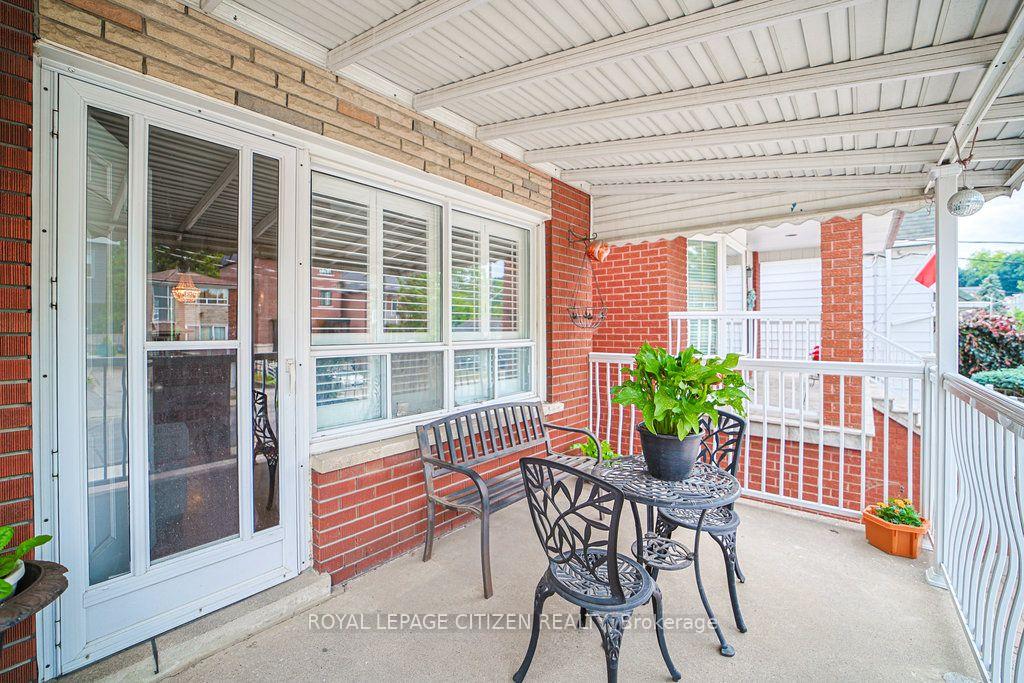 Photo 26 of 347 Harvie Avenue, Toronto, Caledonia-Fairbank — HOMEH