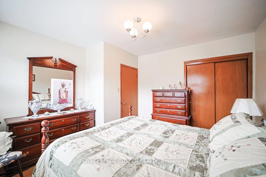 Photo 30 of 347 Harvie Avenue, Toronto, Caledonia-Fairbank — HOMEH