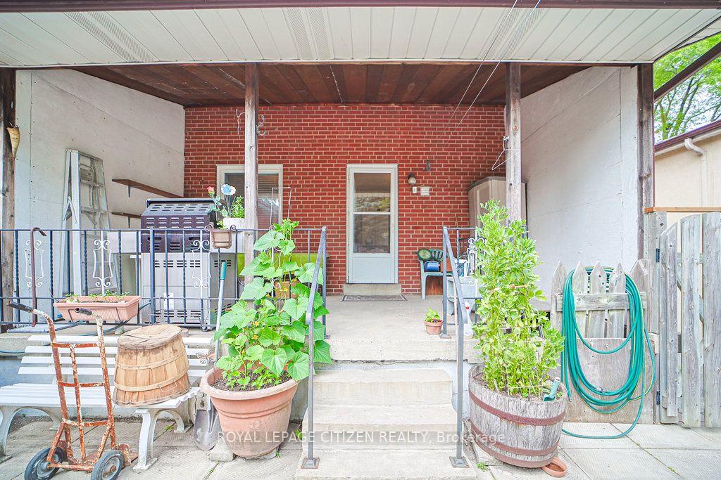 Photo 41 of 347 Harvie Avenue, Toronto, Caledonia-Fairbank — HOMEH