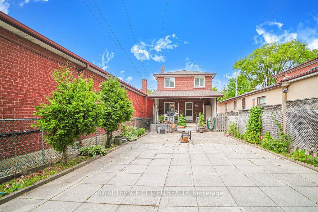 Photo 44 of 347 Harvie Avenue, Toronto, Caledonia-Fairbank — HOMEH