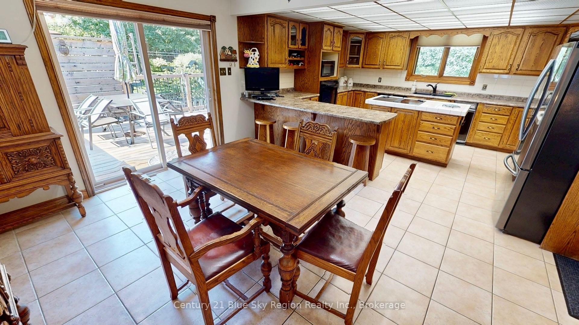 Photo 9 of 98 Labreche Drive, North Bay, Ferris — HOMEH