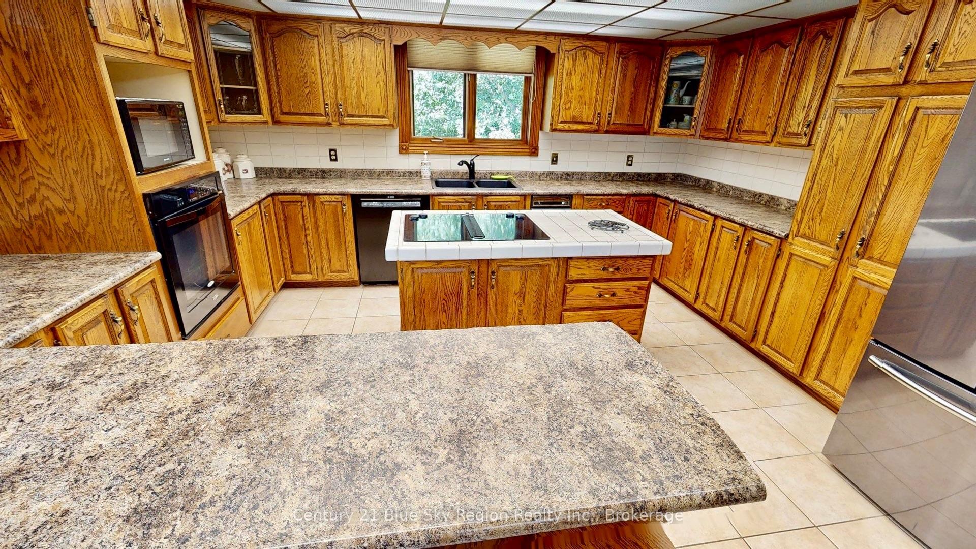 Photo 12 of 98 Labreche Drive, North Bay, Ferris — HOMEH