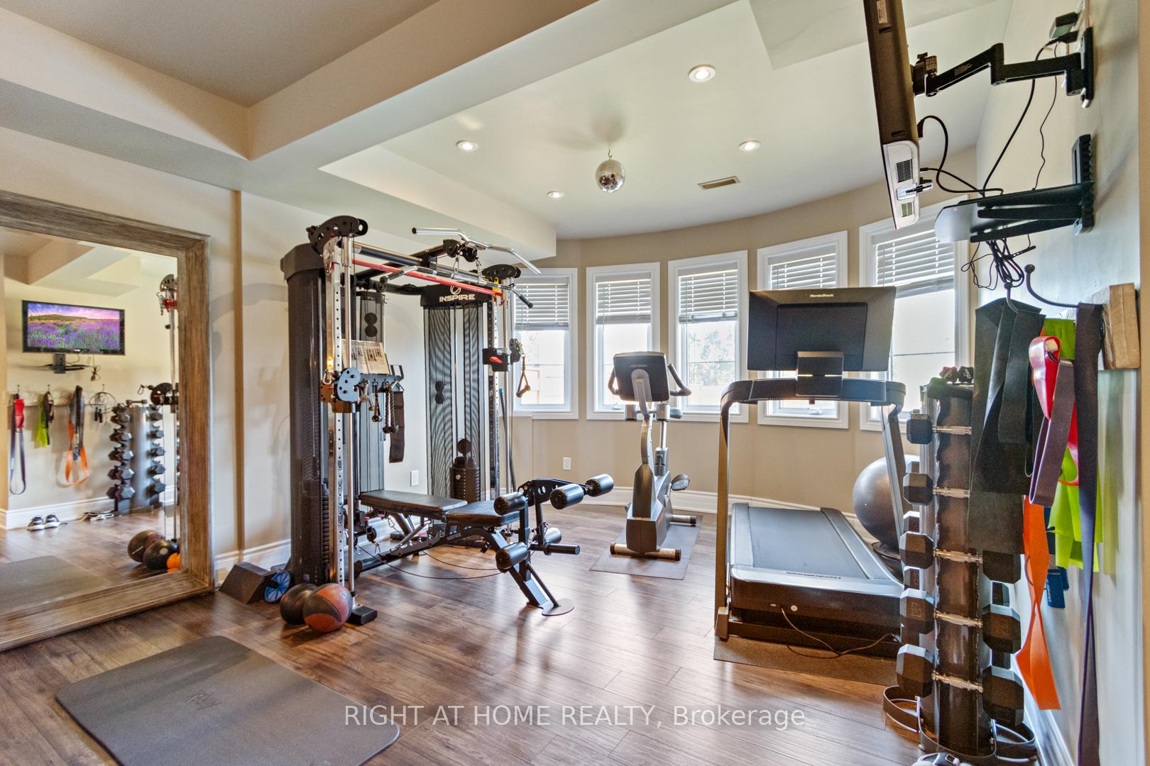 Photo 37 of 126 Vines Place, Aurora, Bayview Southeast — HOMEH