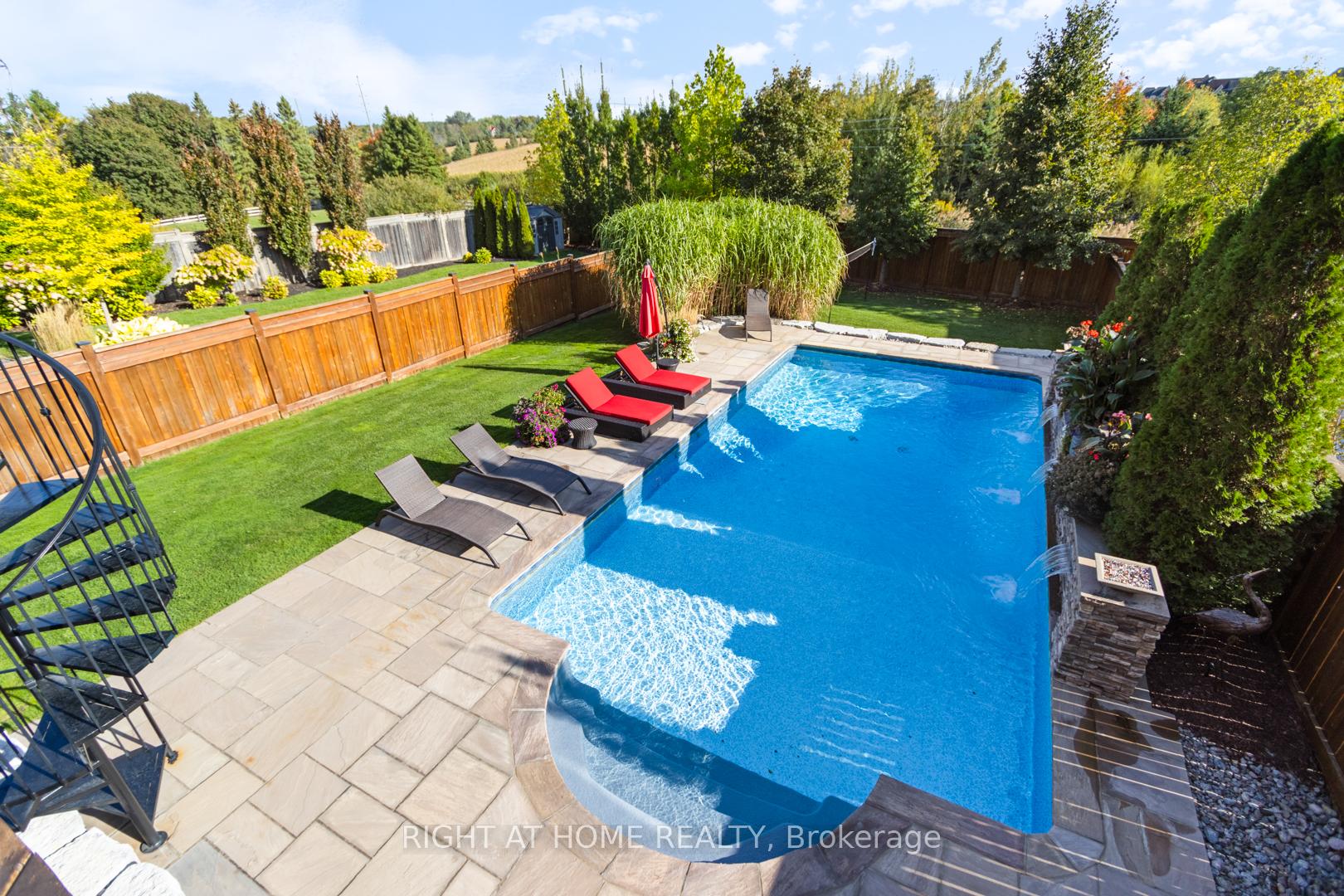Photo 43 of 126 Vines Place, Aurora, Bayview Southeast — HOMEH