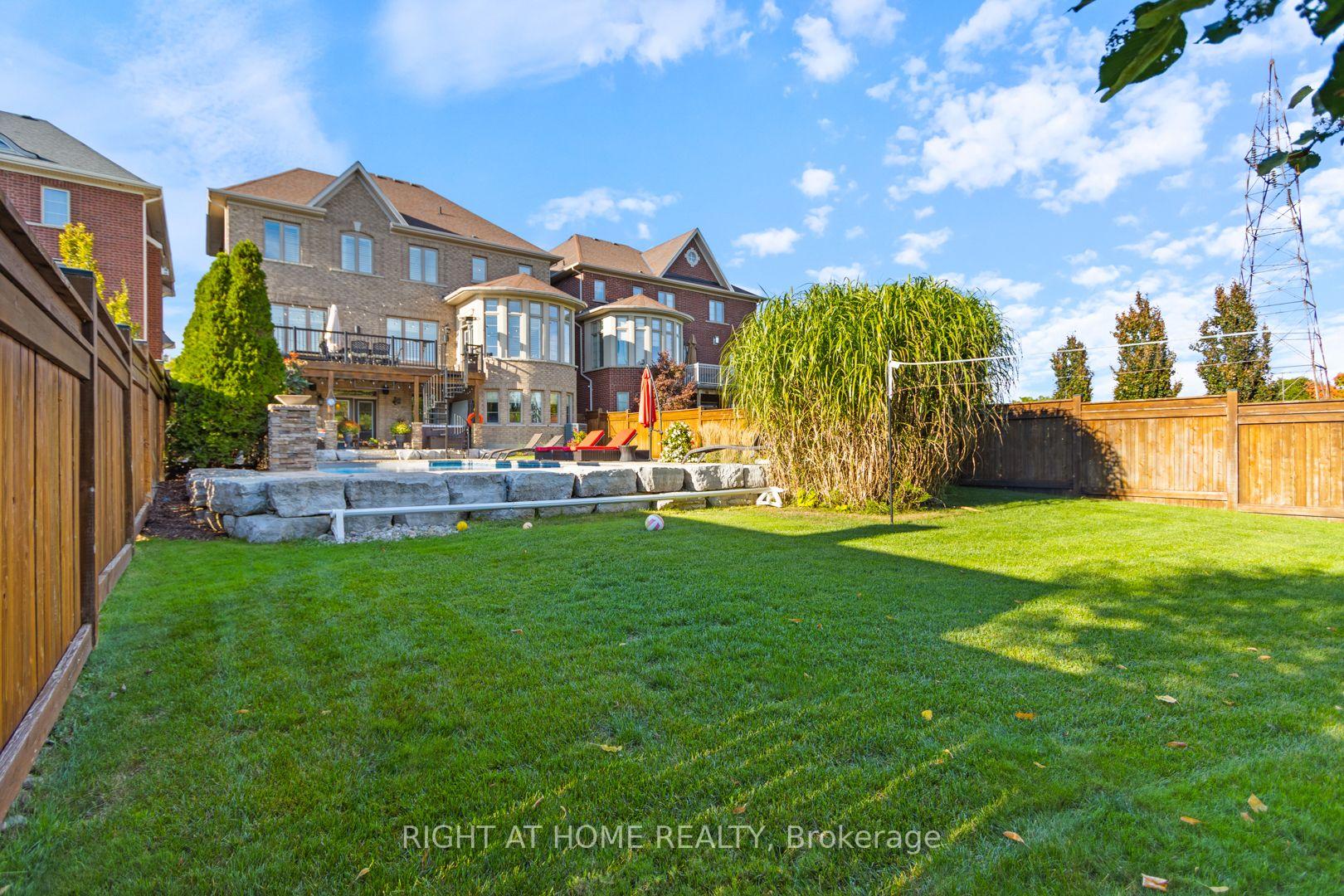 Photo 48 of 126 Vines Place, Aurora, Bayview Southeast — HOMEH