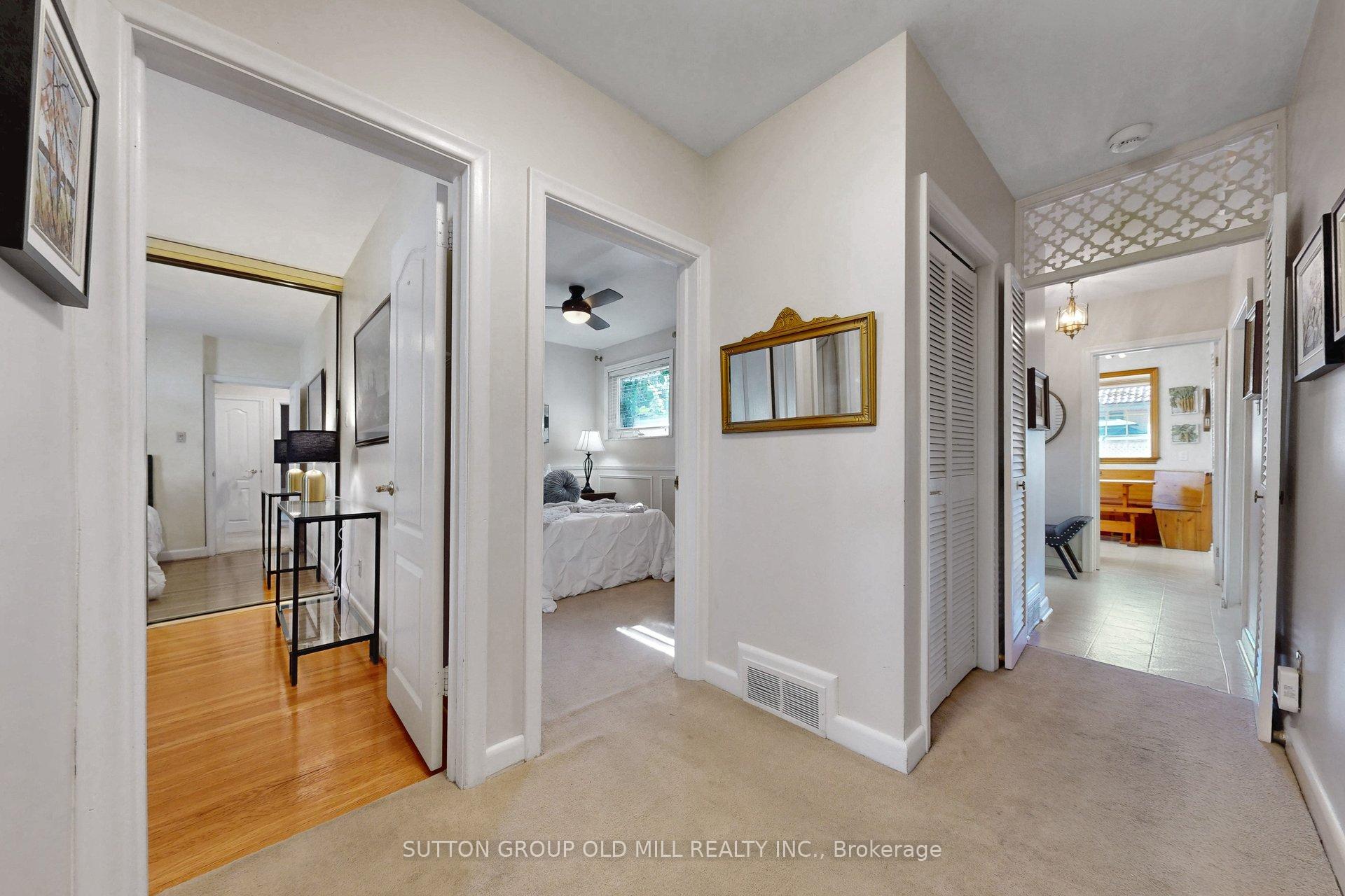 Photo 19 of 4 Ravenscrest Drive, Etobicoke, Princess-Rosethorn — HOMEH