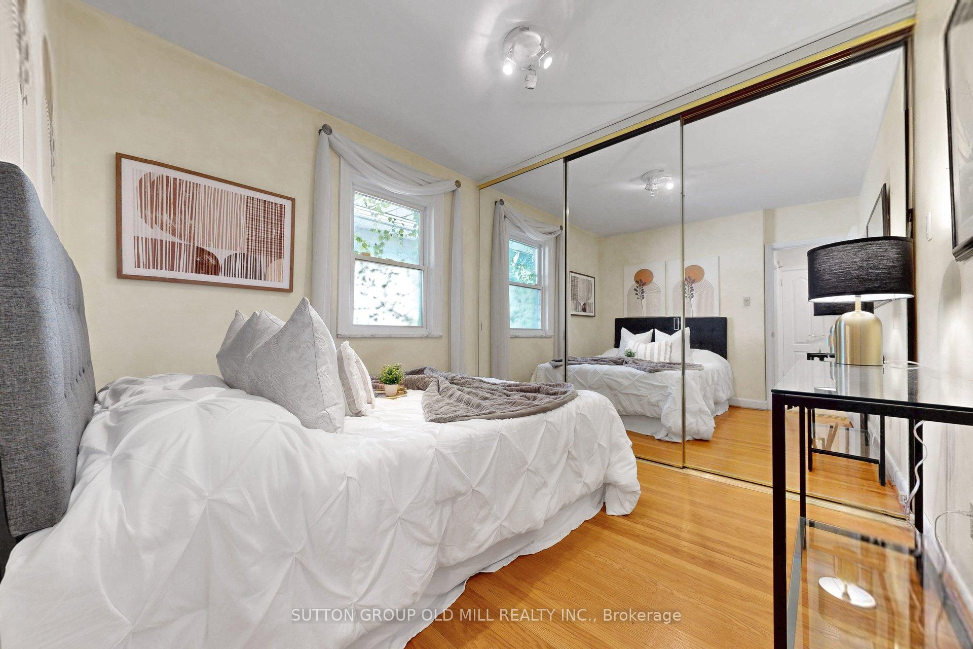 Photo 22 of 4 Ravenscrest Drive, Etobicoke, Princess-Rosethorn — HOMEH