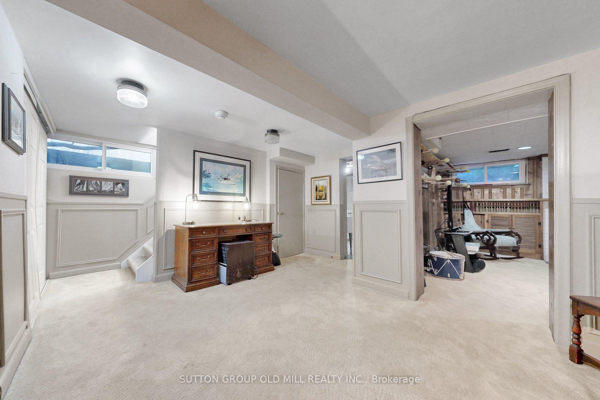 Photo 30 of 4 Ravenscrest Drive, Etobicoke, Princess-Rosethorn — HOMEH