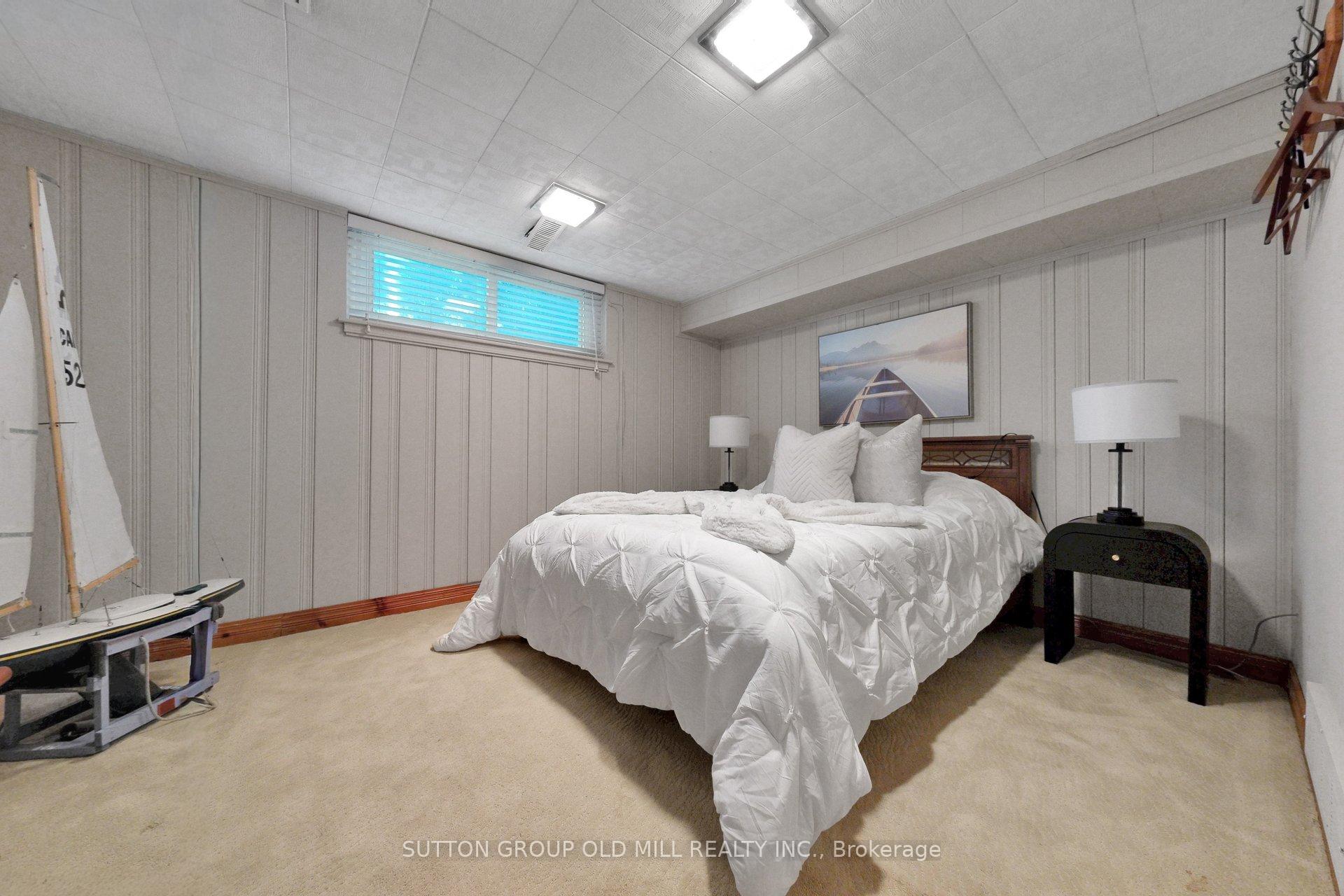 Photo 36 of 4 Ravenscrest Drive, Etobicoke, Princess-Rosethorn — HOMEH
