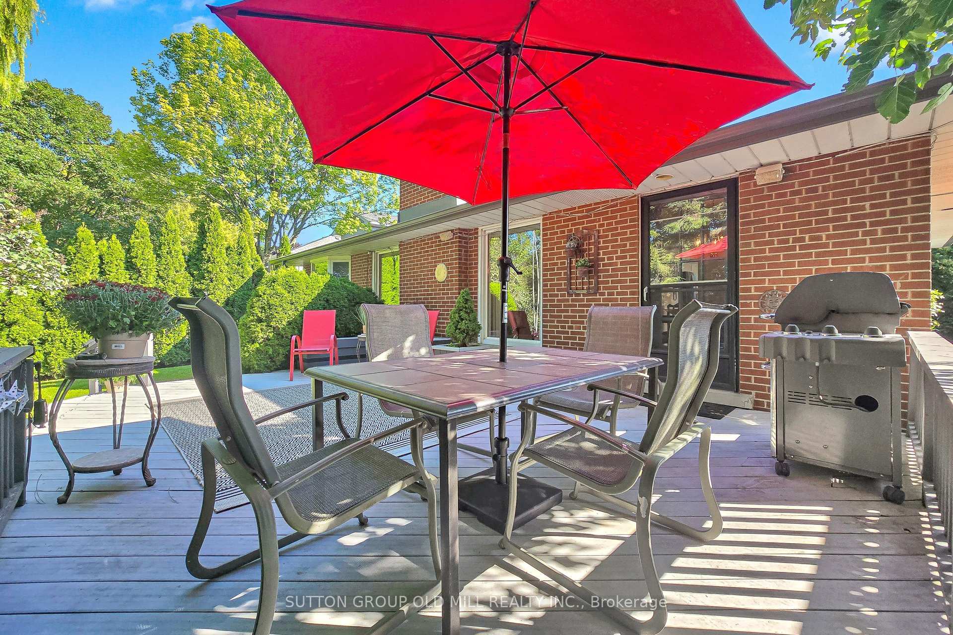 Photo 38 of 4 Ravenscrest Drive, Etobicoke, Princess-Rosethorn — HOMEH