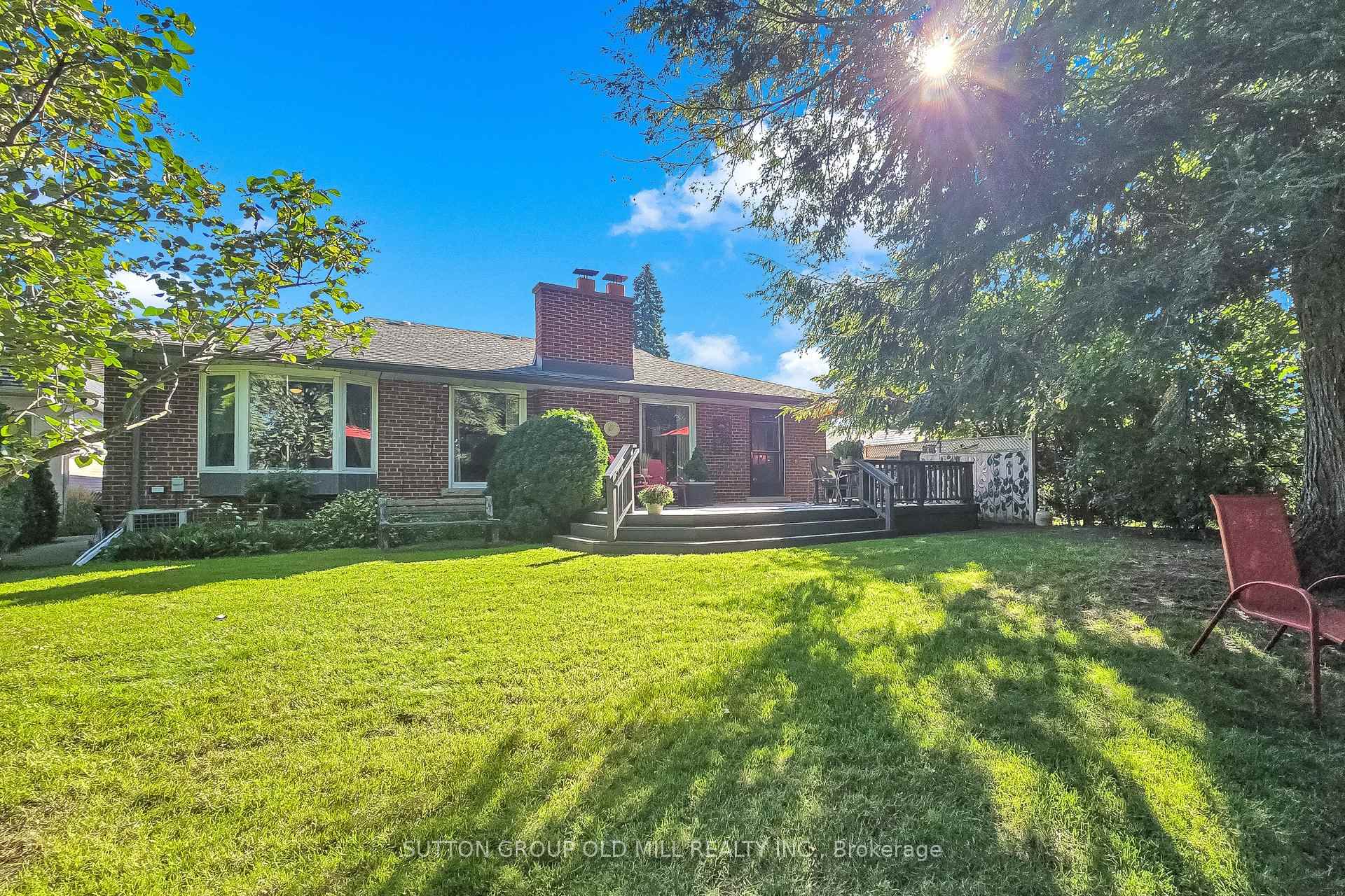 Photo 40 of 4 Ravenscrest Drive, Etobicoke, Princess-Rosethorn — HOMEH