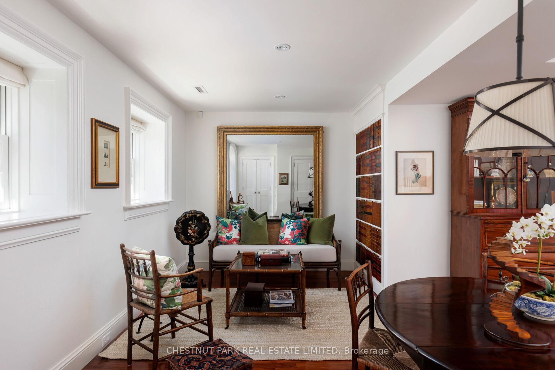Photo 5 of Unit TH6, 94 Crescent Road, Toronto, Rosedale-Moore Park — HOMEH