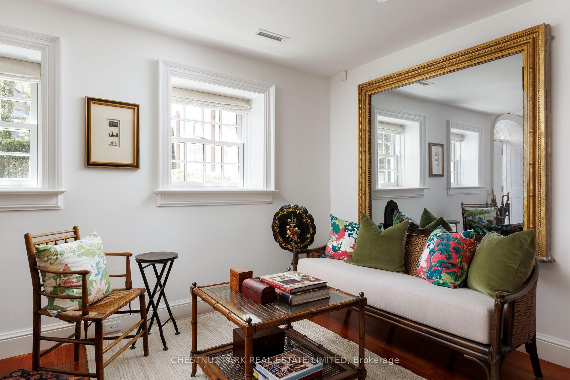 Photo 6 of Unit TH6, 94 Crescent Road, Toronto, Rosedale-Moore Park — HOMEH