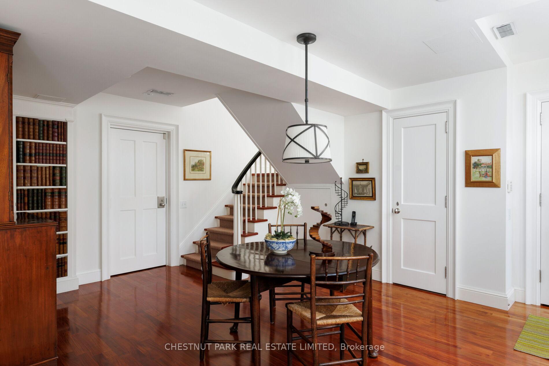 Photo 7 of Unit TH6, 94 Crescent Road, Toronto, Rosedale-Moore Park — HOMEH