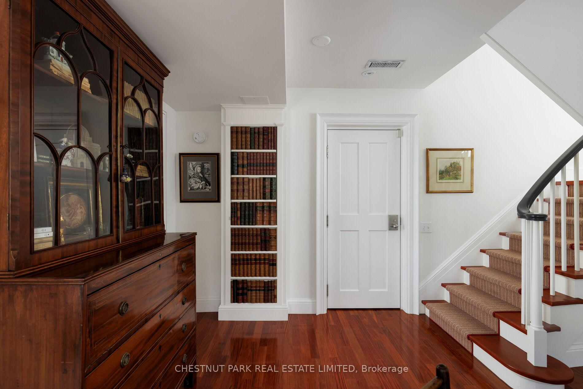 Photo 9 of Unit TH6, 94 Crescent Road, Toronto, Rosedale-Moore Park — HOMEH