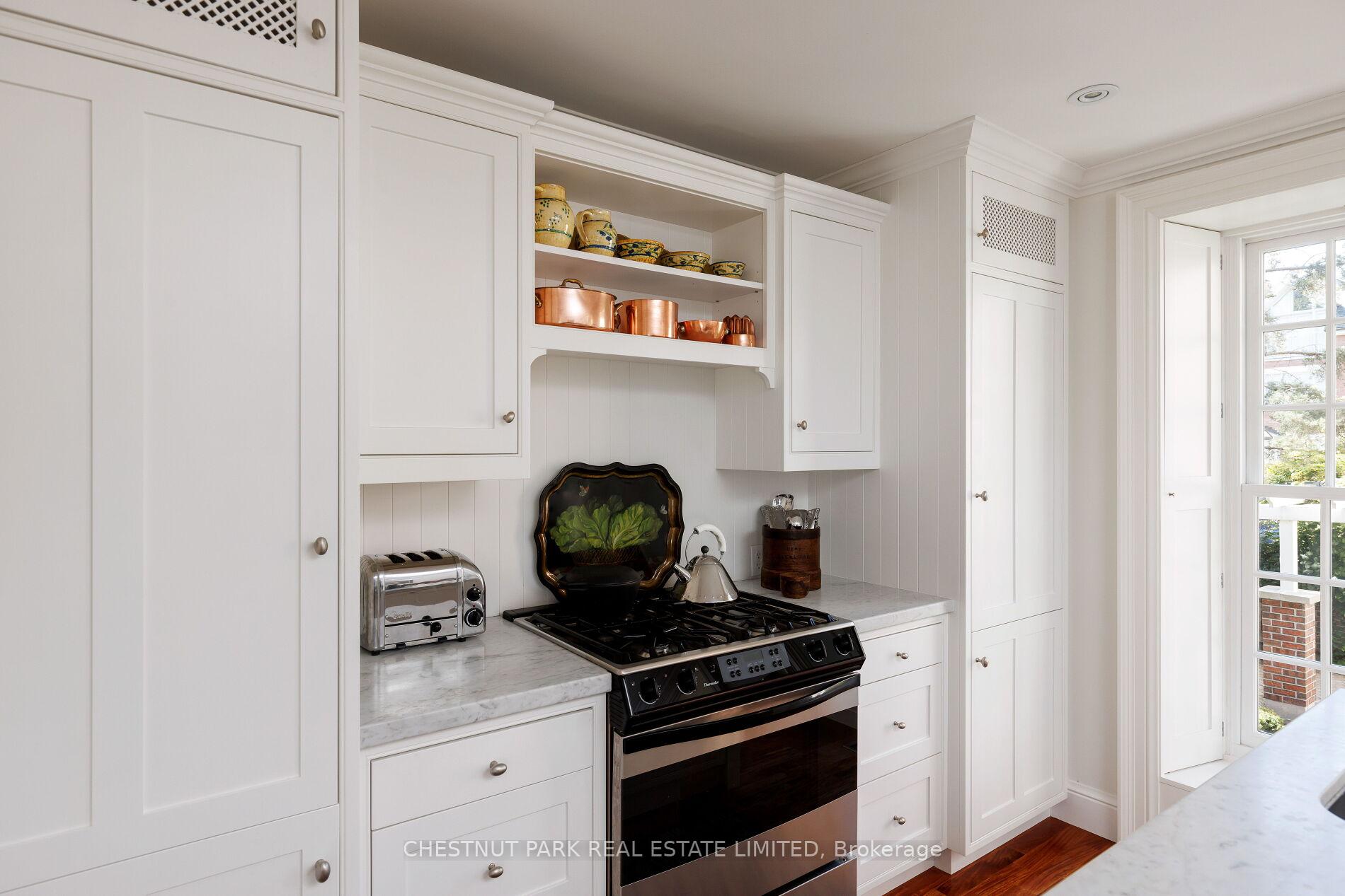 Photo 13 of Unit TH6, 94 Crescent Road, Toronto, Rosedale-Moore Park — HOMEH