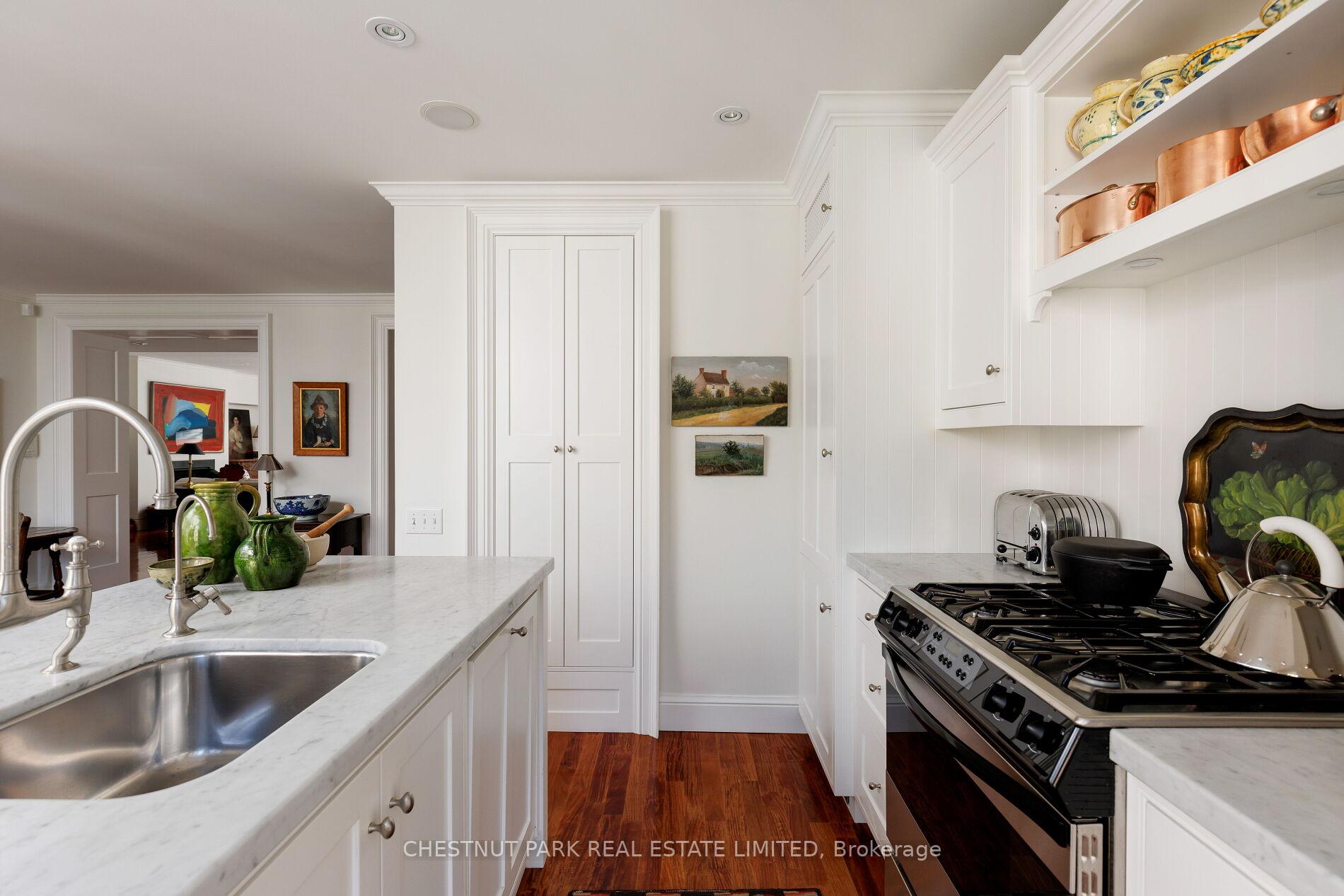 Photo 15 of Unit TH6, 94 Crescent Road, Toronto, Rosedale-Moore Park — HOMEH