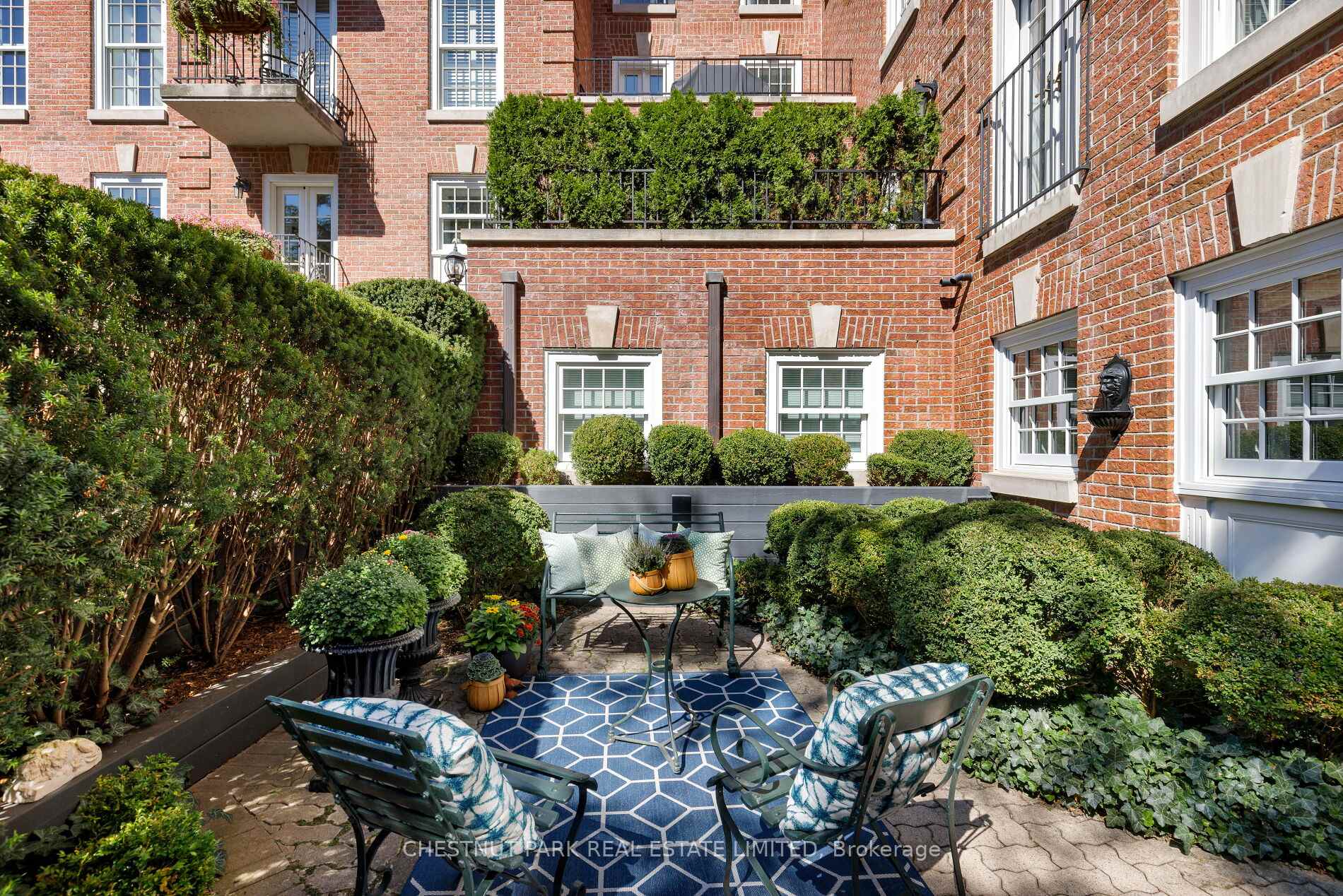 Photo 48 of Unit TH6, 94 Crescent Road, Toronto, Rosedale-Moore Park — HOMEH